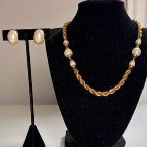 Faux Pearl Earrings & Necklace Set